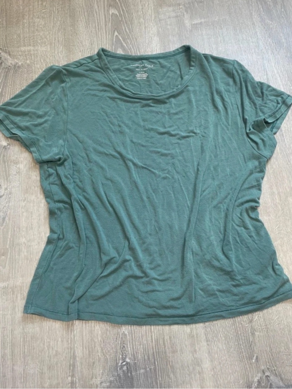 american eagle soft & sexy tee